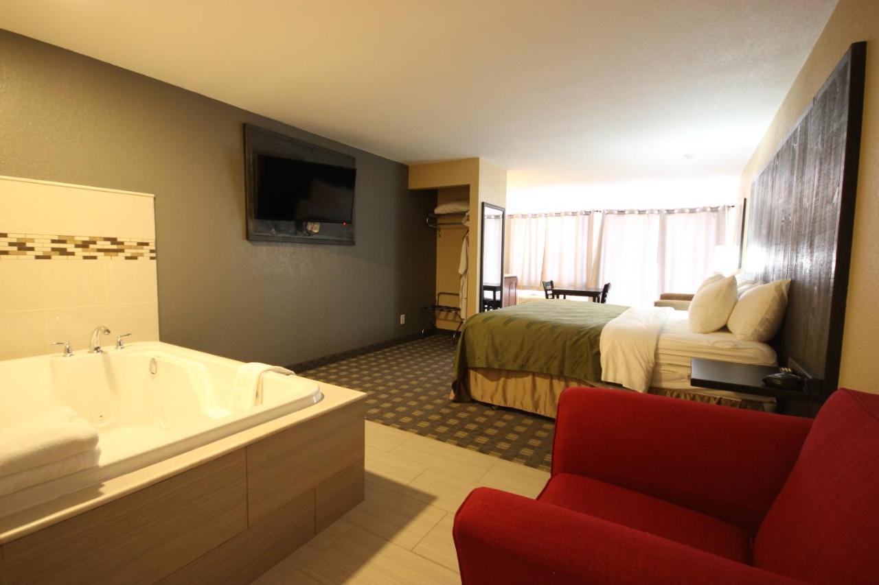 Quality Inn Bracebridge Exterior foto