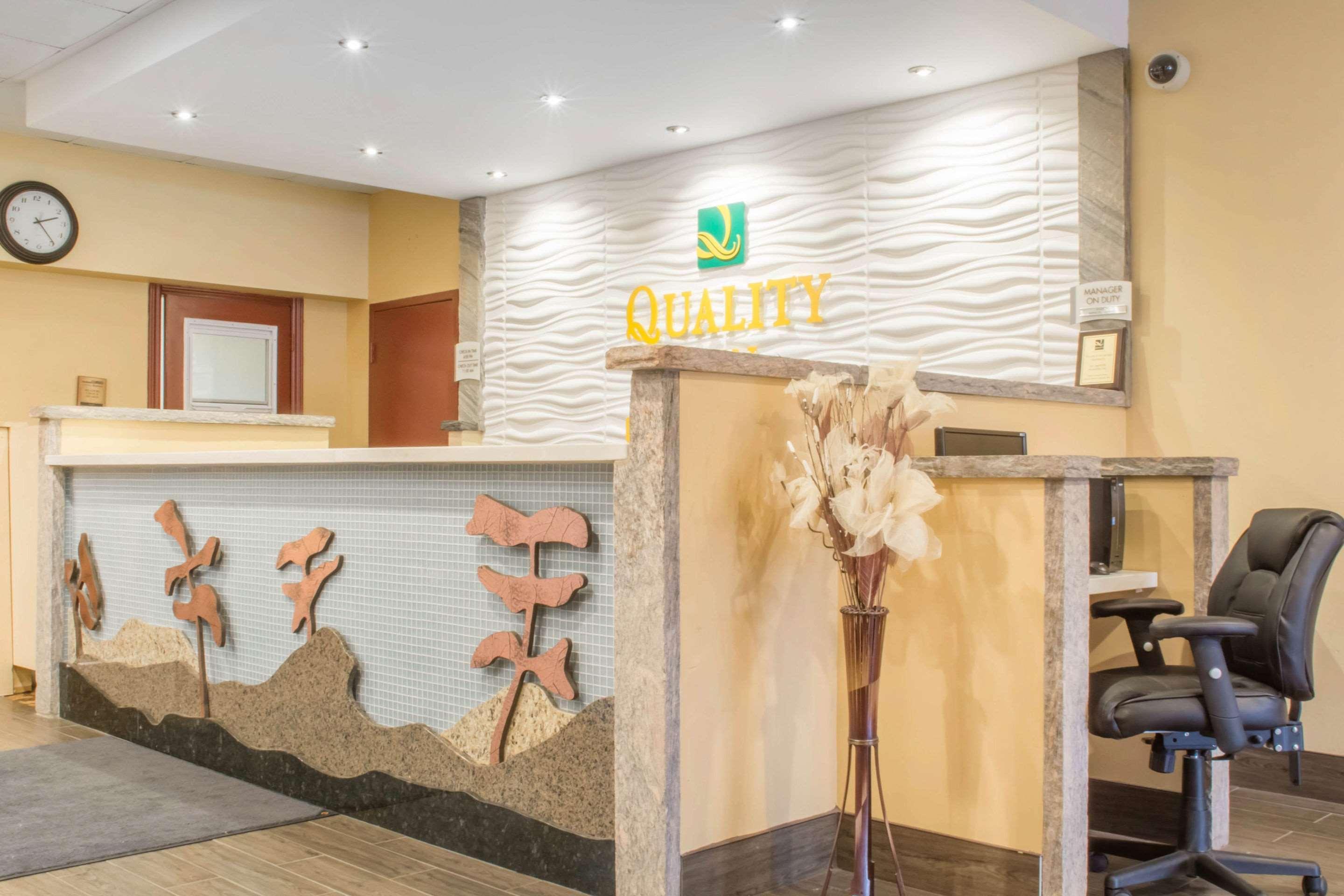 Quality Inn Bracebridge Exterior foto