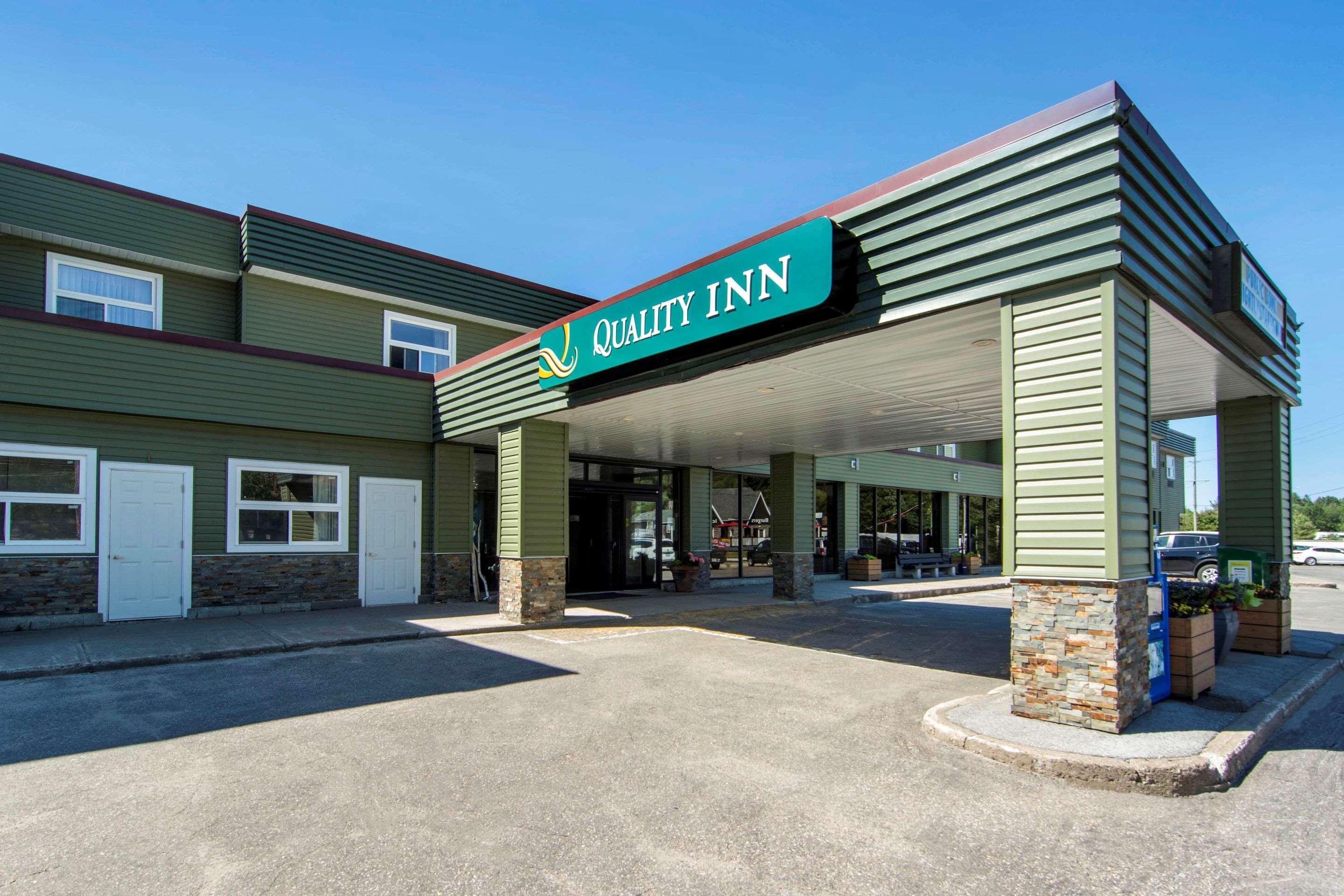 Quality Inn Bracebridge Exterior foto
